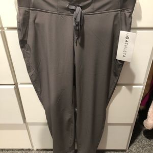 Athleta Mid town ankle pant